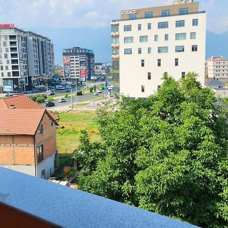 Brand New Two Bedroom And One Living Room Apartment In A Great Location! Сараево Екстериор снимка