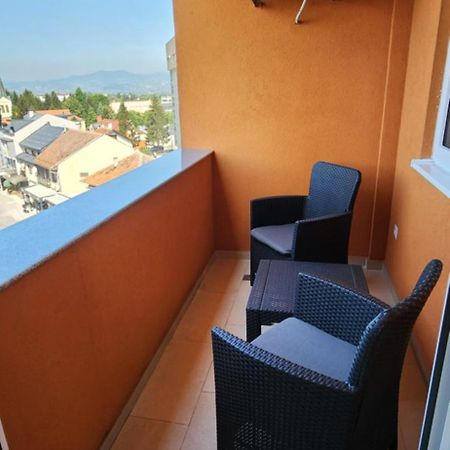 Brand New Two Bedroom And One Living Room Apartment In A Great Location! Сараево Екстериор снимка