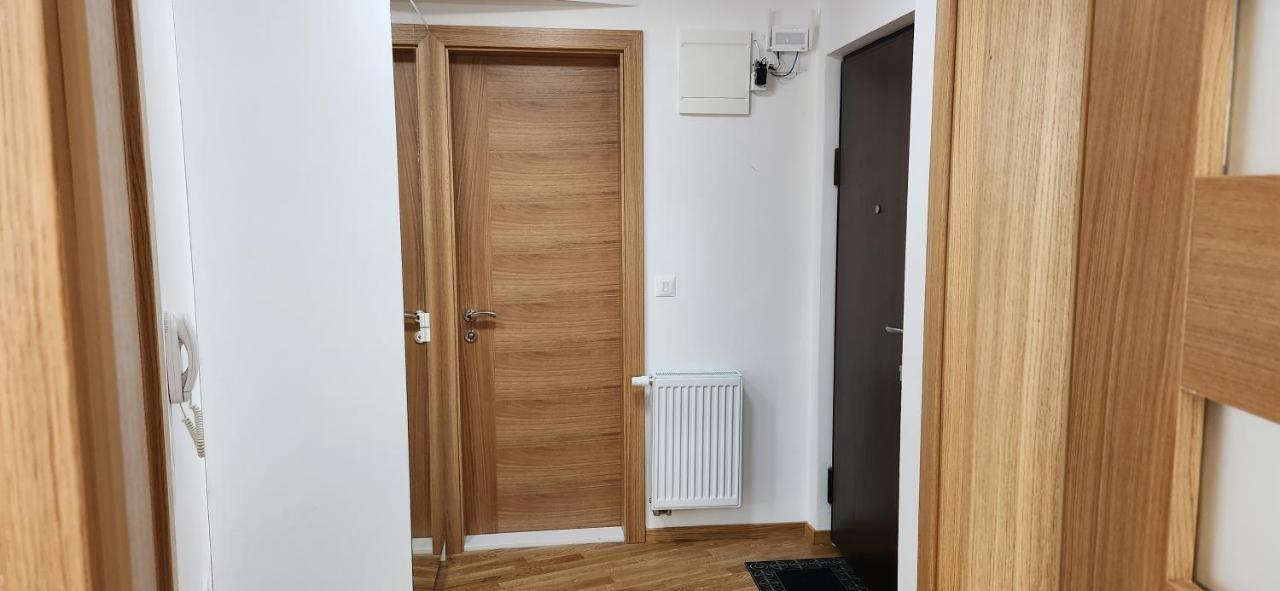 Brand New Two Bedroom And One Living Room Apartment In A Great Location! Сараево Екстериор снимка